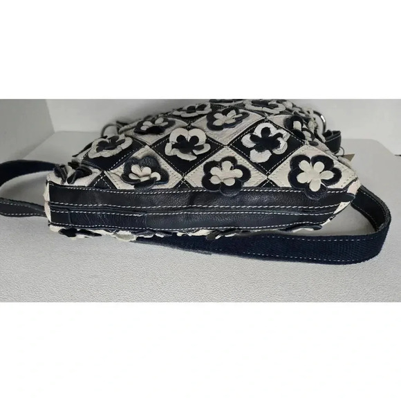 H2Z Leather 3D Floral Navy/Lt. Gray Crossbody Purse Boho Hippie Retro UPCYCLED - Picture 7 of 10